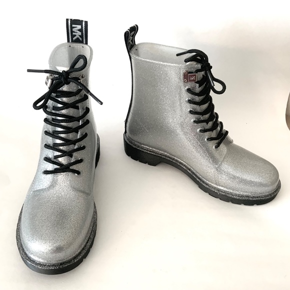 MICHAEL KORS Tavie Silver Logo Tape Lug Sole Lace-Up Rain Bootie Fashion Boots 8 - Picture 9 of 16
